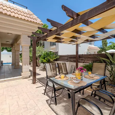 Villa Alex Kapparis Protaras