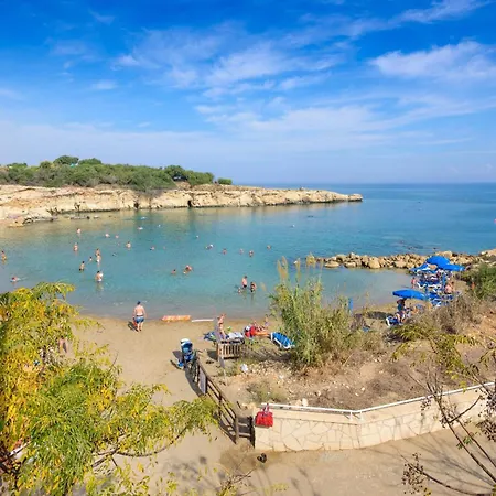 Alex Kapparis Villa *