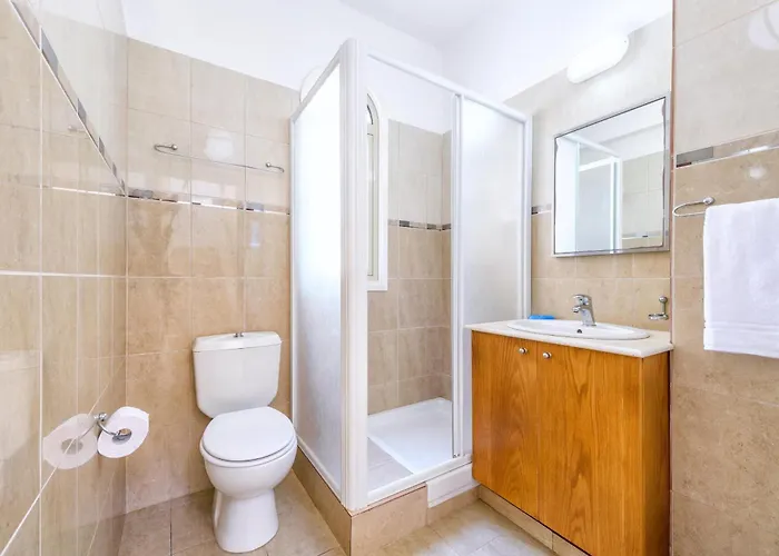 Alex Kapparis Protaras