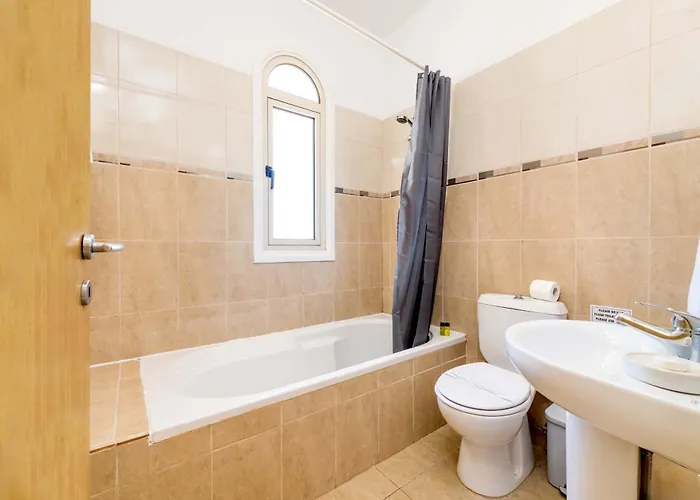 Vila Alex Kapparis *