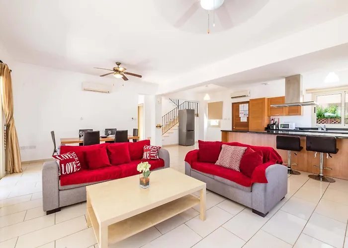 Alex Kapparis Vilă Protaras